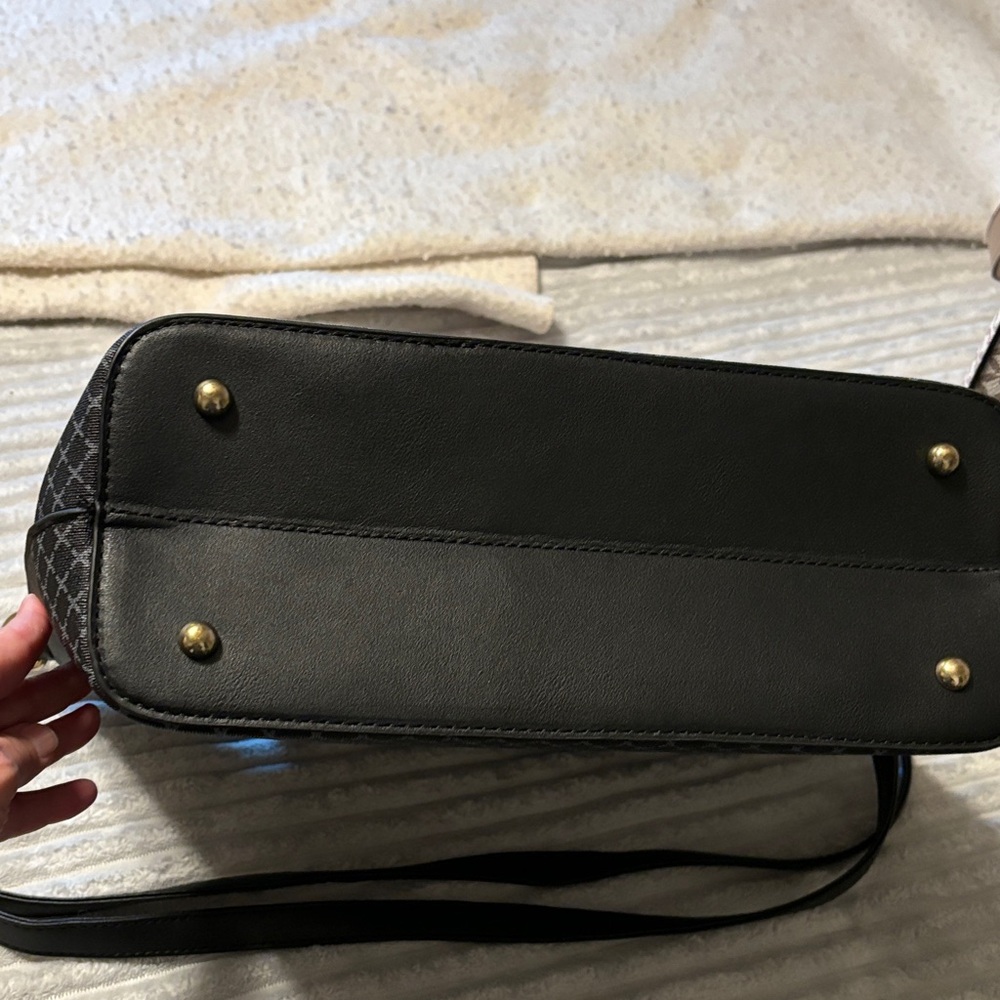 Chic Black Patterned Shoulder Bag - image 7